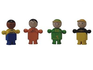 4 petits personnages en bois - Plan toys